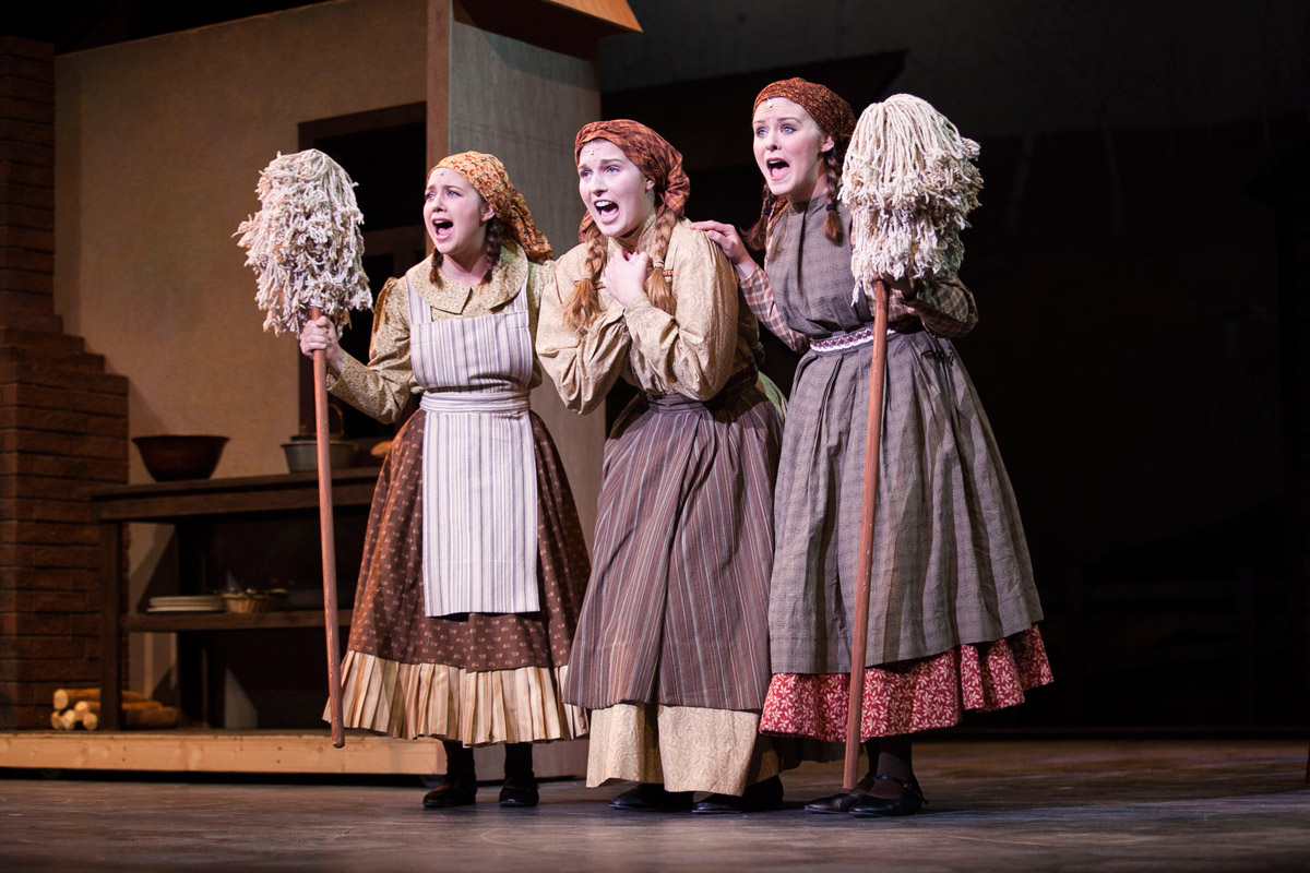Actresses in the SUU production of Fiddler on the Roof