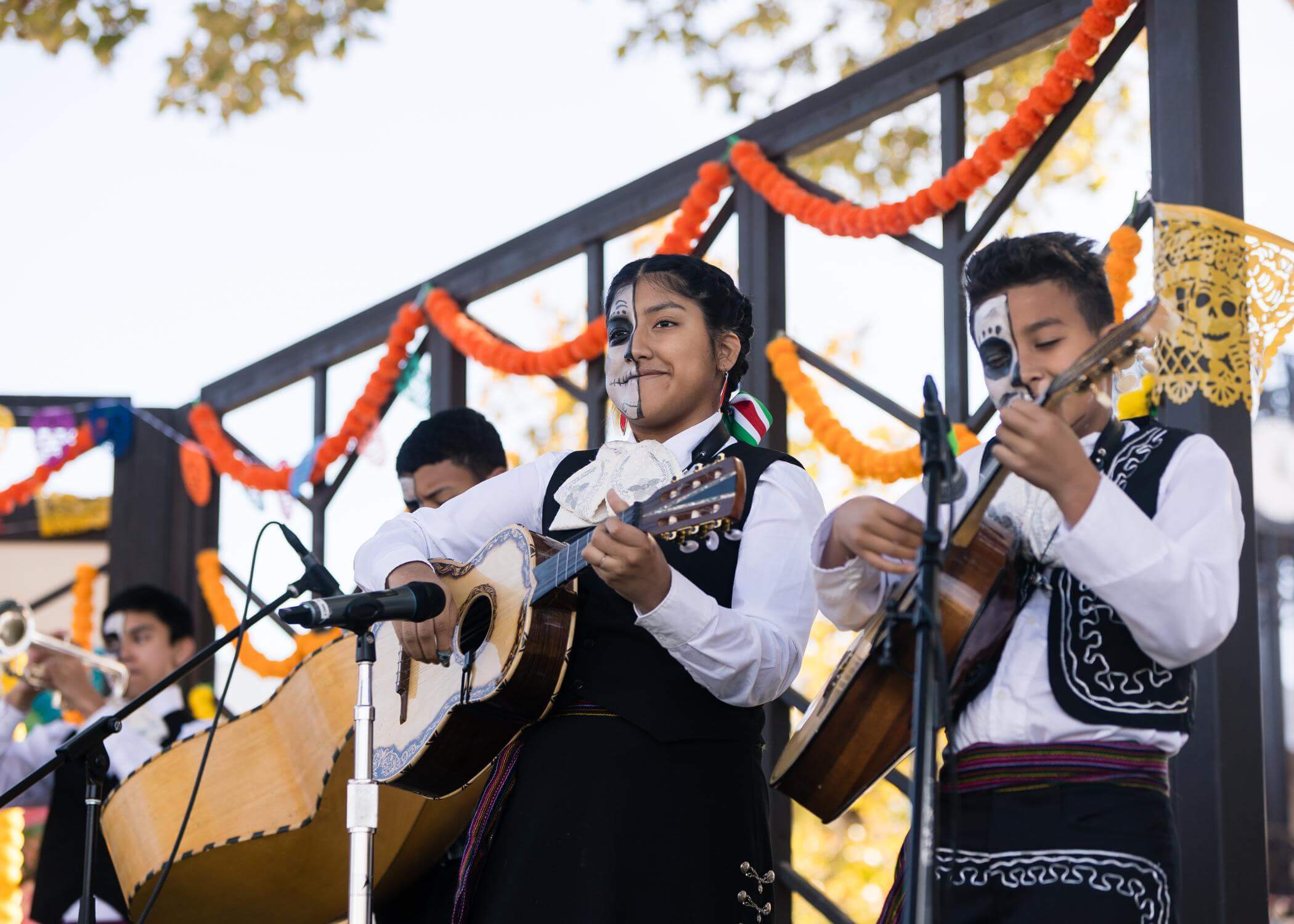 Mariachi Fuego performing at Day of the Dead 