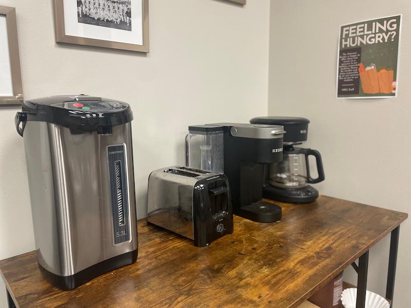 Veterans Lounge Appliances